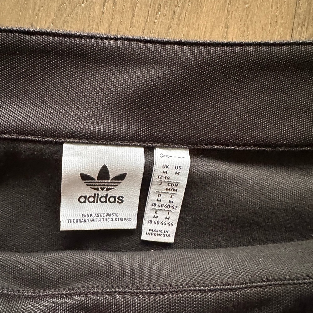 Adidas wrap front skirt - Picture 5 of 5